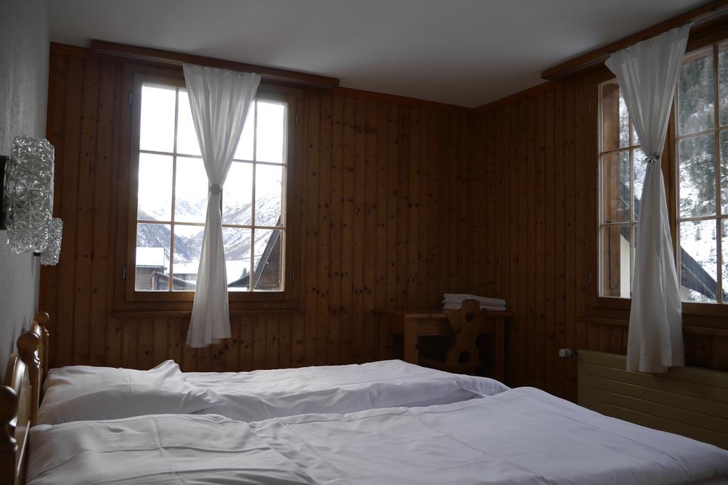Hotel - Petit-Dejeuner Le Trift Zinal Bilik gambar
