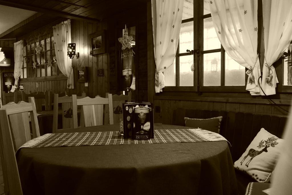 Hotel - Petit-Dejeuner Le Trift Zinal Luaran gambar